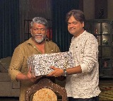 Harish Shankar Receives Special Gift From Actor Parthiban