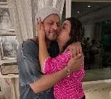 Farah Khan wishes for Shah Rukh Khan to ‘rule for another 100 years’ on his birthday
