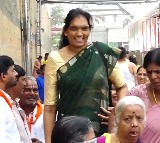 Tharjini Sivalingam Seven Feet Woman Attracts Attention in Tirumala