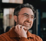 Mustafa Suleyman Urges Halt to AI Self Thinking Projects
