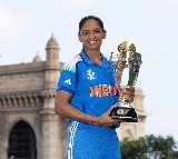 Harmanpreet Kaur Should Step Down as Captain Says Former Cricketer
