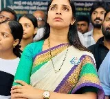 Anchor Shyamala Attends Inquiry in Kurnool DSP Office