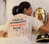 Harmanpreet Kaur Photo Goes Viral Cricket is Everyones Game