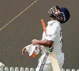 Rishabh Pant retires hurt after taking multiple blows vs South Africa A