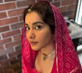 Raashii Khanna drops BTS from 120 Bahadur paying tribute to 'the women who love in silence'