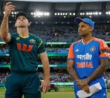 Australia Wins Toss Chooses Fielding in Final T20