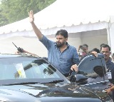 Pawan Kalyan Saluted by Kumki Elephants in Chittoor