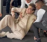 Jeetendra slips and falls on the ground at Zarine Khan's prayer meet