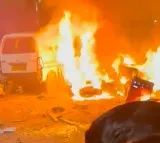 Delhi: Car explosion near Red Fort, vehicles on fire, creates panic-like situation