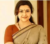 Meena on Why She Avoided Mithun Chakraborty Hotel