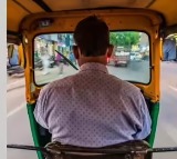 Honest Auto Driver Santosh Shirke Returns 16 Lakh Jewelry Bag