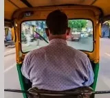 Honest Auto Driver Santosh Shirke Returns 16 Lakh Jewelry Bag
