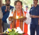 Bihar election results: Deputy CM, BJP candidate Vijay Sinha offers prayers ahead of vote counting