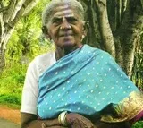 Saalumarada Thimmakka environmentalist passes away at 114