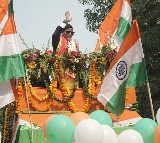 Deepti Sharma gets a hero’s welcome in Agra after World Cup triumph