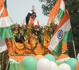 Deepti Sharma gets a hero’s welcome in Agra after World Cup triumph
