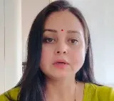 'Humiliated, filthy abuses, slipper raised': Lalu's daughter says 'they' left her orphaned