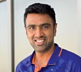 Ashwin vs Harbhajan on Kolkata Pitch Differing Opinions