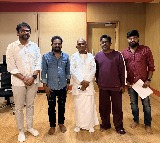 Isaignani Ilaiyaraaja, Yuvan Shankar Raja sing together for the first time!