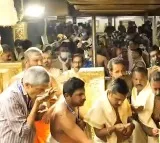 Heavy rush in Sabarimala; devotees complain of no facilities, lack of management