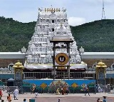 Tirumala Rush 12 hours for Sarva Darshan
