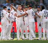 Bowlers Dominates Ashes Day 1 19 Wickets Fall