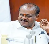 K'taka set for 'explosive political developments', claims Kumaraswamy amid Cong leadership tussle