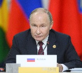 Vladimir Putin Approves Trump Peace Plan Warns Ukraine