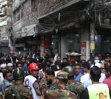 Bangladesh Earthquake Kills 10 Injures Hundreds
