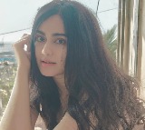 Adah Sharma's beloved grandmother passes away