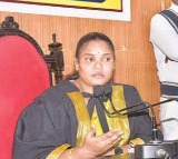 Sravanthi Faces No Confidence Motion as Nellore Mayor