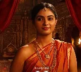 Actress Rakshana Induchoodan's look as Draupathi Devi from Mohan G Kshatriyan's 'Draupathi 2' released