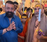 Sanjay Dutt meets Shankaracharya Swami Avimukteshwaranand, seeks blessings