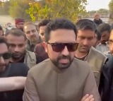 Pakistan: PTI wants meeting with Imran Khan, considering 'last option'