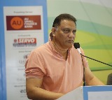 Azharuddin Invites Entrepreneurs to Telangana Rising Summit