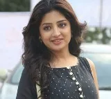 Poonam Kaur Tweet Sparks Controversy Allegedly Targeting Samanthas Marriage