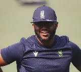 2nd ODI: Bavuma, Maharaj and Ngidi back as SA opt to bowl against unchanged India