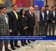 Vladimir Putin Poses with Delhi Hotel Staff