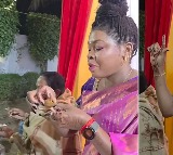 Nigerian Chef Chef Braakman Enjoys Pani Puri at Indian Wedding