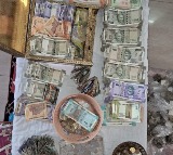 Karnataka Lokayukta raids four govt officers in DA case, properties valued at Rs 18.20 crore seized (Lead)