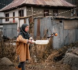 Kabir Khan encounters a little Smriti Mandhana fan in Kashmir, cricketer reacts