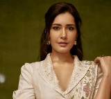 Raashi Khanna on Working with Pawan Kalyan in Ustaad Bhagat Singh