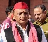 'SP facing inevitable defeat, resorting to baseless allegations': JD(U) hits out at Akhilesh Yadav