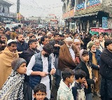Pakistan: PTI workers intensify protests against sentencing of Imran Khan and his wife