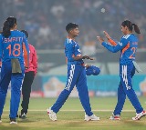 2nd T20I: Charani, Vaishnavi claim two each as India restrict Sri Lanka to 128/9