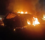 9 killed as bus catches fire after collision with speeding truck in K'taka's Chitradurga (Lead)