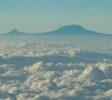 Five killed in helicopter crash on Mount Kilimanjaro