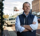 Graham Walker Gives Employees Over 2000 Crore After Selling Company