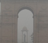 Smog returns to Delhi as air quality slips back into 'very poor' zone