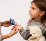 Microplastics Exposure in Fathers Linked to Diabetes Risk in Daughters